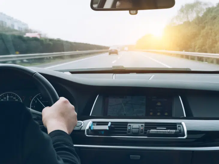 conduire une voiture