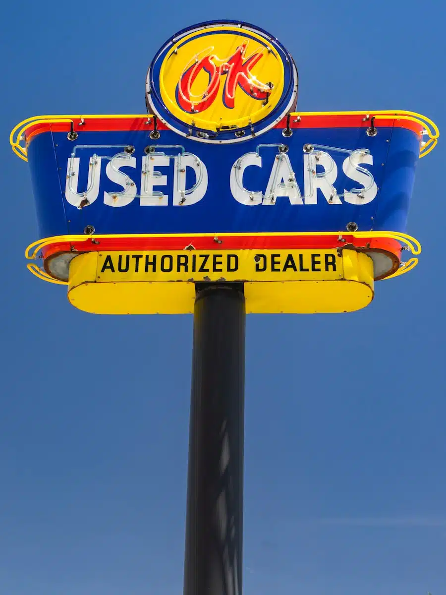 ok used cars signage