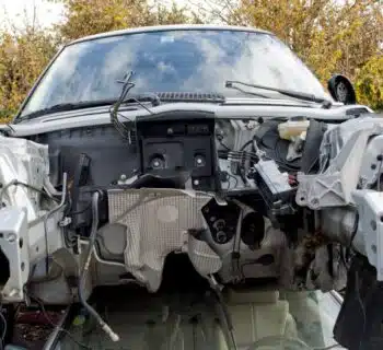 Comment trouver une pièce dans une casse auto ?